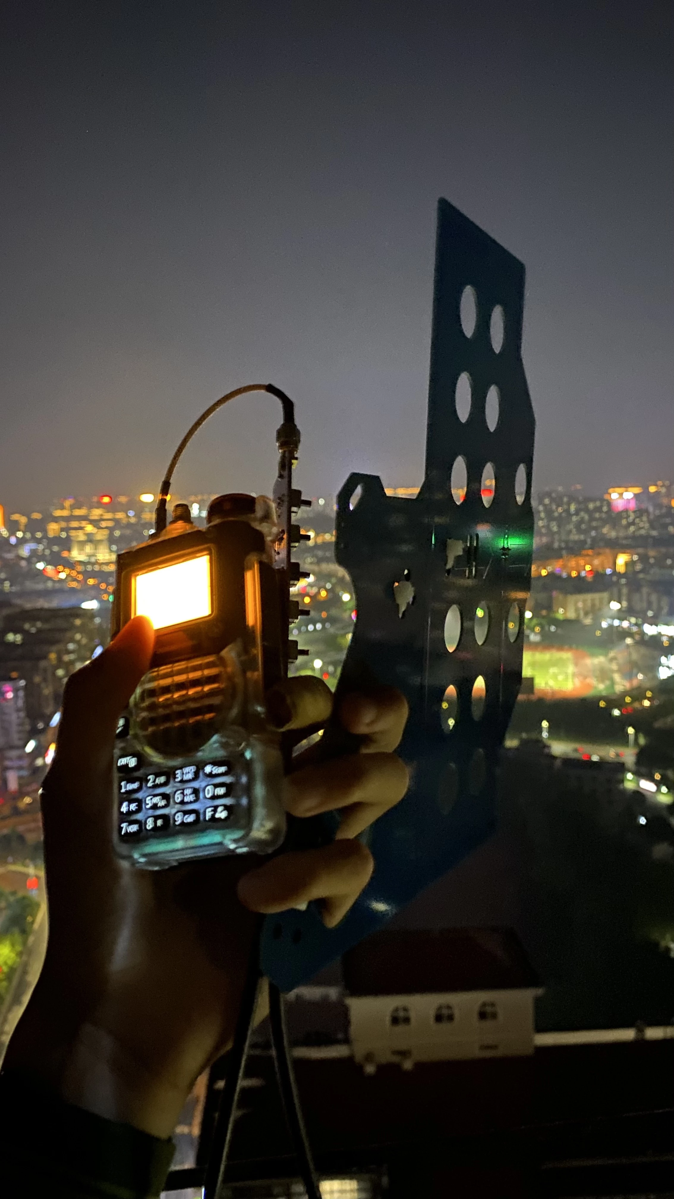 使用较低成本搭建无线电干扰测向设备与测向网络